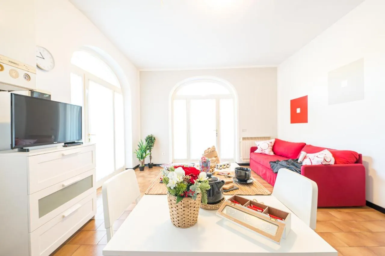 Apartment Gardappartamenti Campiello Pool Sirmione Italy